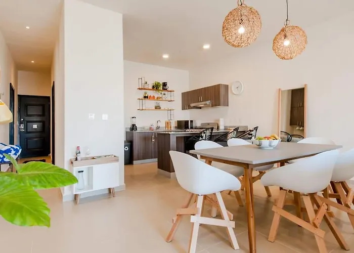 Spacious 3br 3 Pools Gym 500mb Wifi Parking Hébergement de vacances